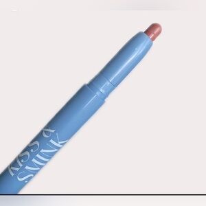 Kiss & Smink Lip Crayon Pen in Marietas
